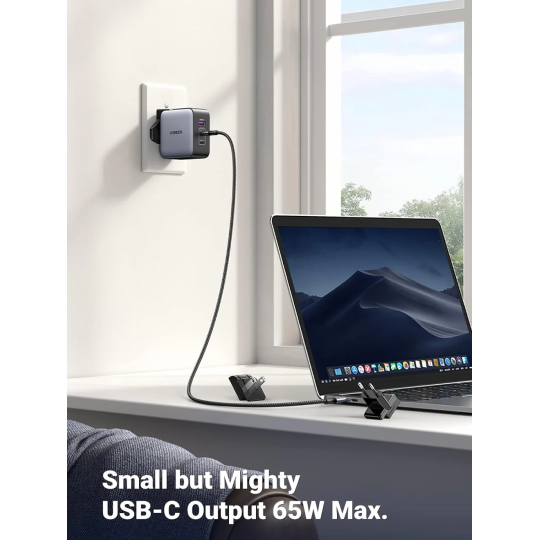 UGREEN USB-A+2*USB-C 65W GaN Tech Worldwide Travel Fast Charger Interchangeable UK/US/EU Plugs - CD296 - 90409
