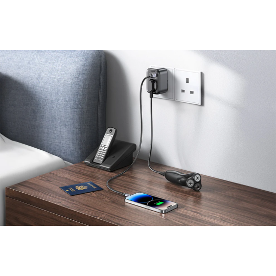 UGREEN Outlet Extender Converter(1 AC Outlets +  30W 2A1C) UK Socket and EU Plug - CD314 - 15290