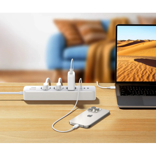UGREEN 30W 3 AC Power Strip with Master Switch (2A1C) DE - CD286 - 25357